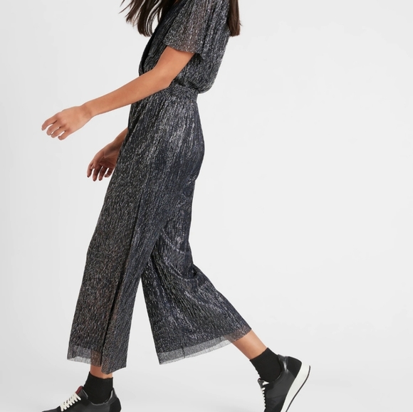 Gorgeous Gunmetal Gray Metallic Jumpsuit - Picture 3 of 8